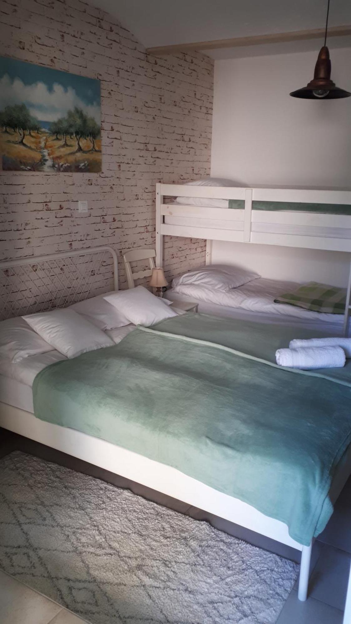 Helena Appartement Trzin Buitenkant foto