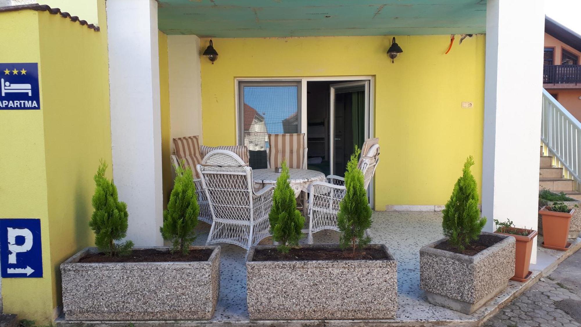 Helena Appartement Trzin Buitenkant foto